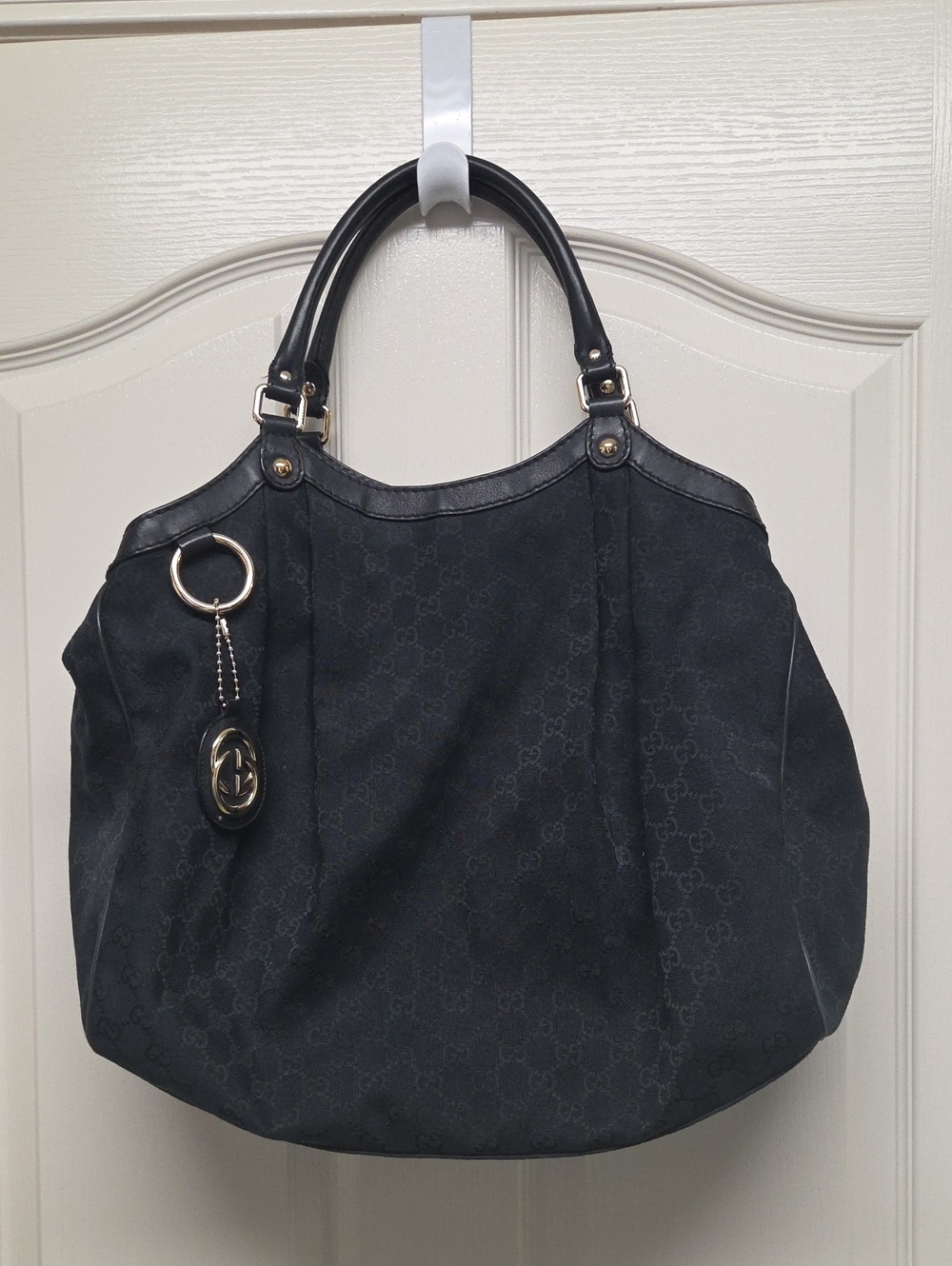 Gucci Black GG Canvas Large Sukey Tote